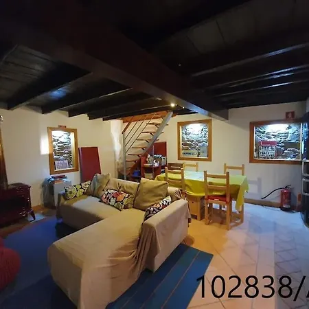 Casa Mega Fundeira, Natureza E Fluvial Holiday home Pedrogao Grande